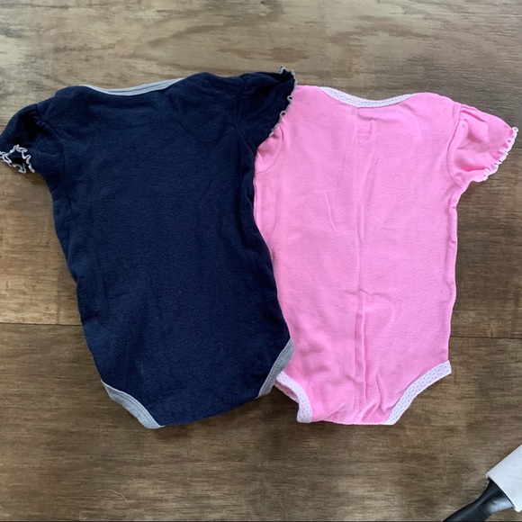 New York Yankees Onesies - Picture 2 of 5